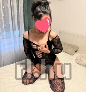 szexpartner Amanda21 +36 20 / 475-8361