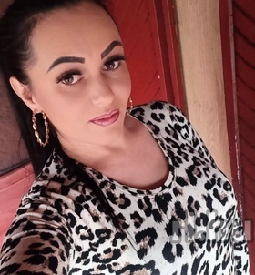 szexpartner Amira +36 30 / 432-8750