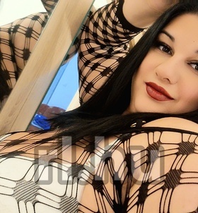 szexpartner Auróra +36 20 / 446-6884