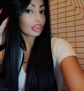 szexpartner Azra +36 30 / 741-3458