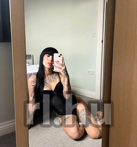 szexpartner Charlotte +36 70 / 748-3499