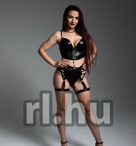 szexpartner Chloe +36 30 / 684-2275