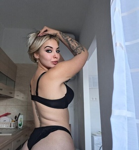 szexpartner Eszter +36 30 / 681-5785