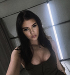 szexpartner Flóra +36 70 / 300-1306