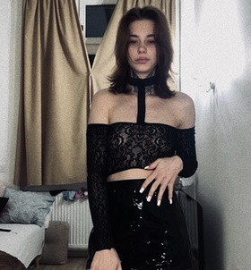 szexpartner Kitti +36 70 / 234-8367