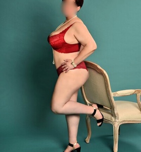 szexpartner Letícia +36 70 / 354-5151