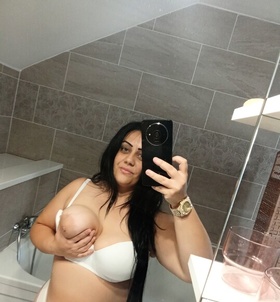 szexpartner Lili +36 20 / 986-0317