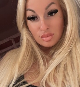 szexpartner Lilly +36 70 / 742-6081