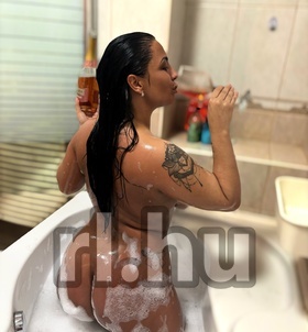 szexpartner Nelli +36 30 / 289-2516