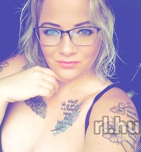 szexpartner Nicky +36 20 / 610-3897