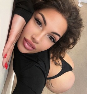 szexpartner Pamela +36 30 / 353-8354