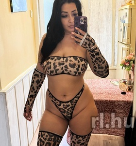 szexpartner Rebeka +36 70 / 597-4870