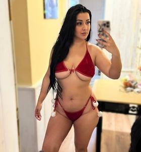 szexpartner Rebeka +36 70 / 597-4870