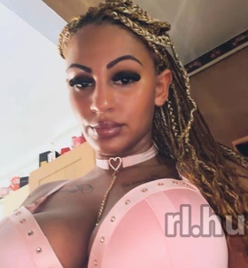 szexpartner SziszikeEscort +36 30 / 610-1159