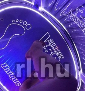 szexpartner Tinaa +36 30 / 755-2585