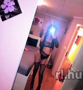 szexpartner Tinababa +36 70 / 258-0002